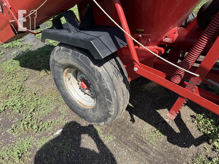 case-ih-1250-image-8