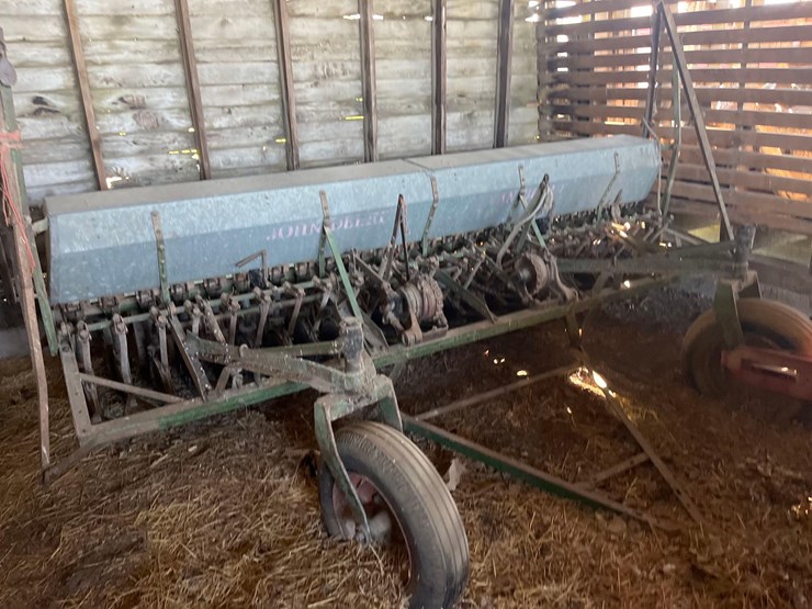 john-deere-vanbrunt-grain-drill-image-4