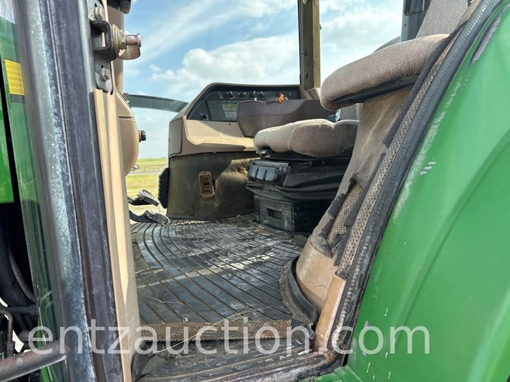 2005-john-deere-8320-image-23