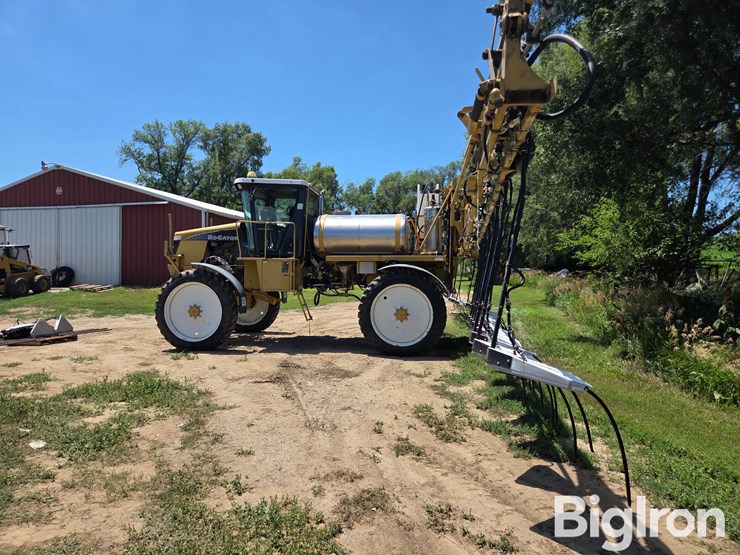 ag-chem-rogator-854-image-12