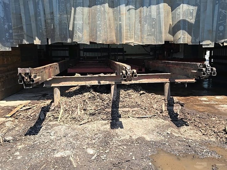 #112-•-mellot-log-deck-image-9