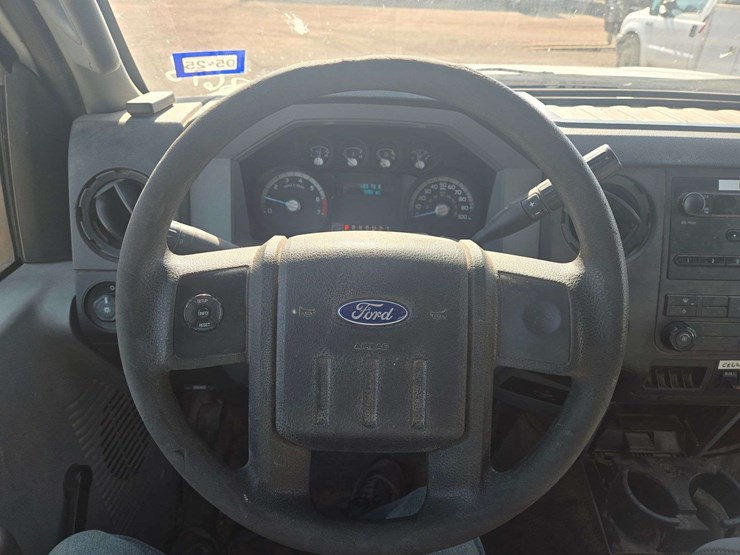 2013-ford-f250-image-15