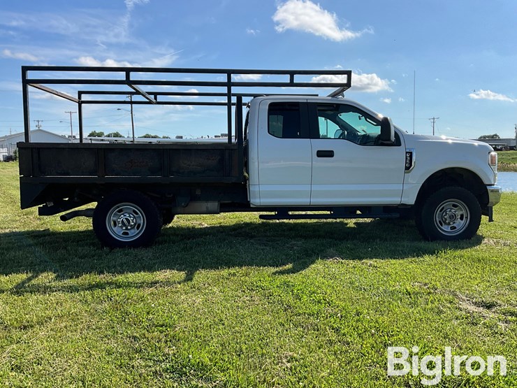 2021-ford-f350-image-4