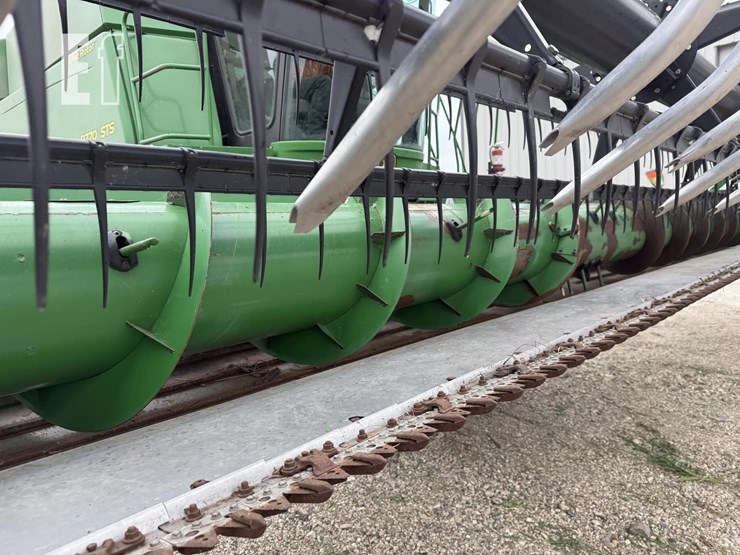 john-deere-635f-image-11