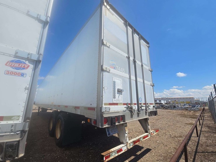 2004-utility-reefer-trailer-image-8