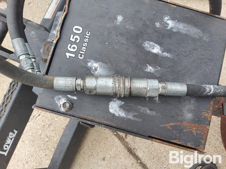 lowe-1650clh-skid-steer-hydraulic-post-hole-digger-image-15