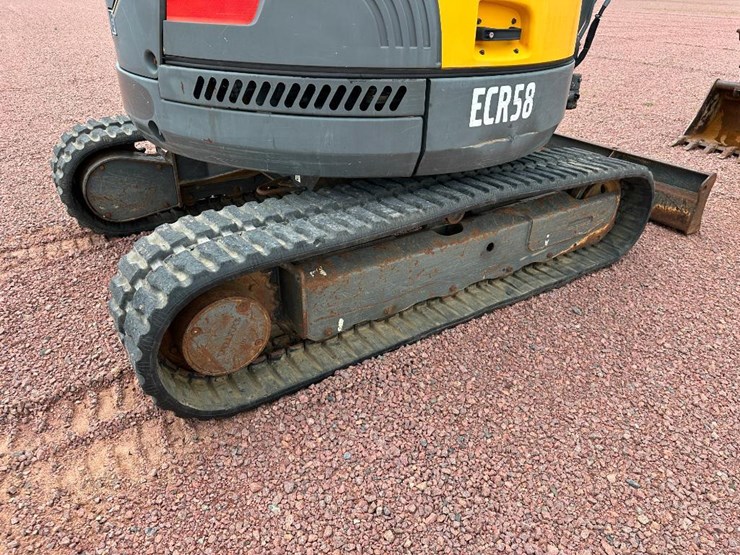 volvo-ecr58-image-12