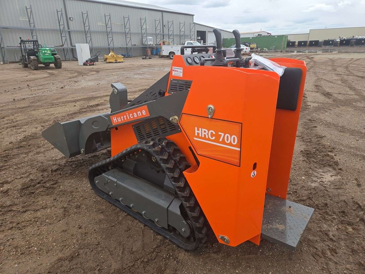 2024-hrc700-hurricane-mini-skid-steer-image-4