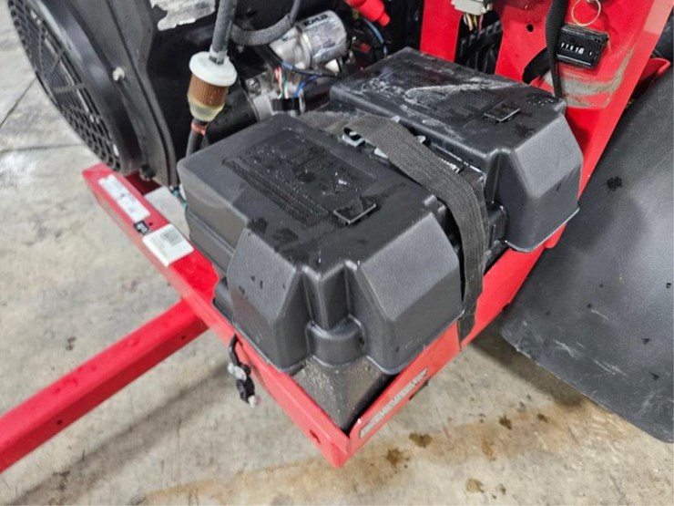 #374-•-2012-toro-pro-force-towable-blower-image-13