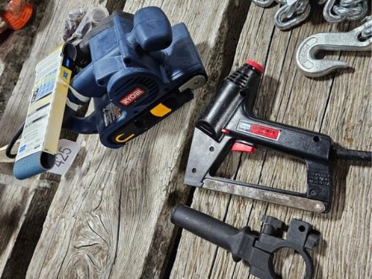 #425-•-ryobi-belt-sander-&-craftsmen-stapler-image-1