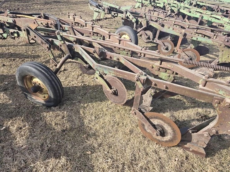 john-deere-5-image-11