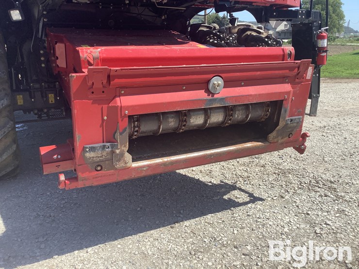 2016-case-ih-8240-image-10