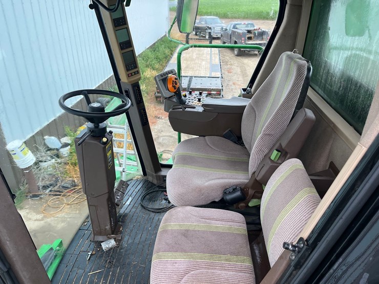2011-john-deere-9770-sts-image-68