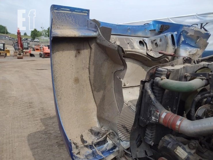 1996-kenworth-t300-image-19