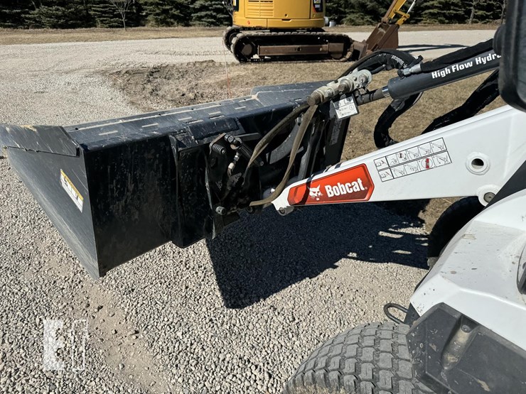 2022-bobcat-toolcat-uw56-image-26
