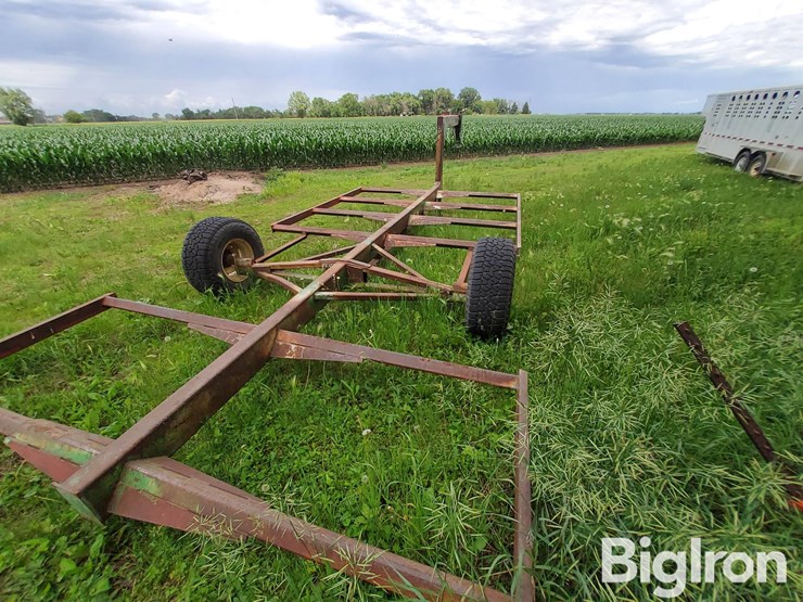 atwood-gooseneck-bale-hauler-image-5