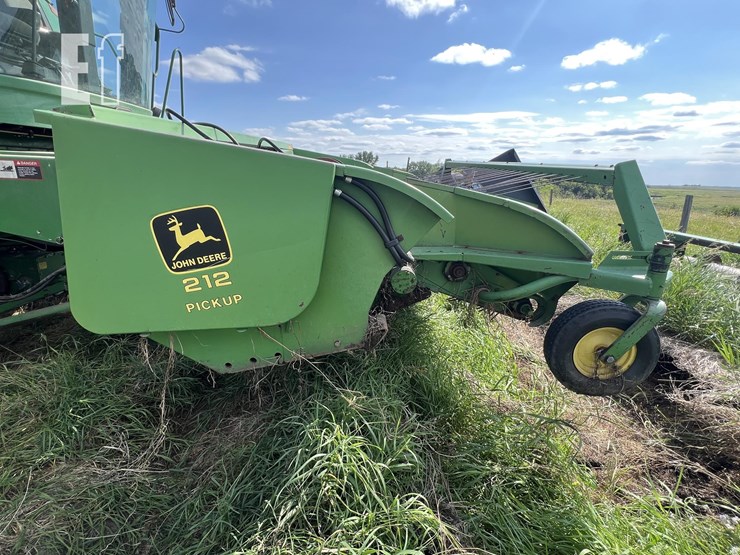 john-deere-212-image-4