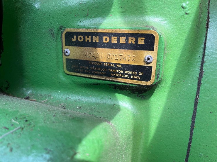 1982-john-deere-4040-image-34