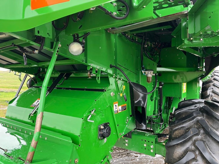 2011-john-deere-9770-sts-image-27