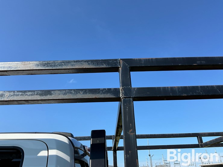 2021-ford-f350-image-13