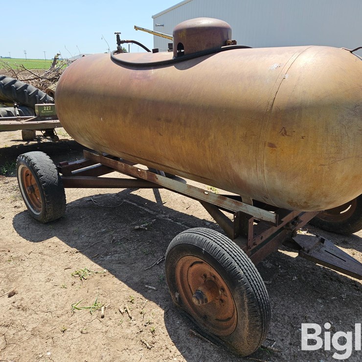 500-Gallon Portable Propane Storage Tank