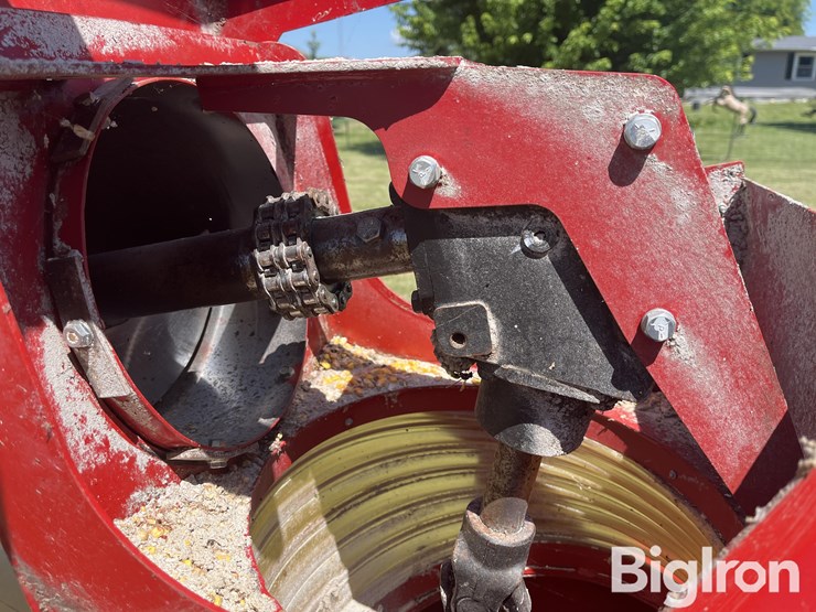 westfield-mk100-63-grain-auger-w/swing-hopper-image-16