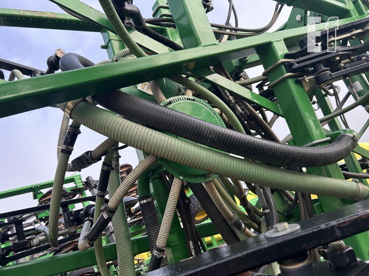 2009-john-deere-1870-image-56