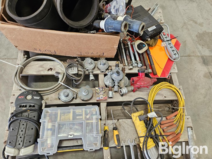 pallet-of-misc.-tools,-parts,-&-fasteners-image-14