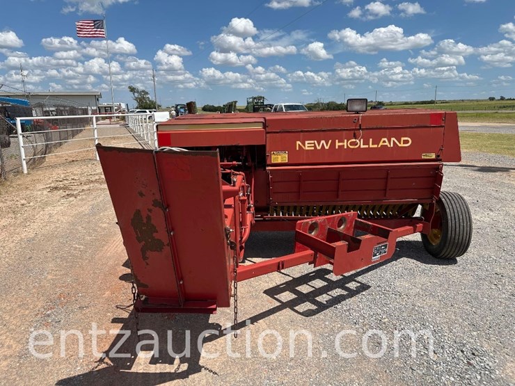 new-holland-326-image-8