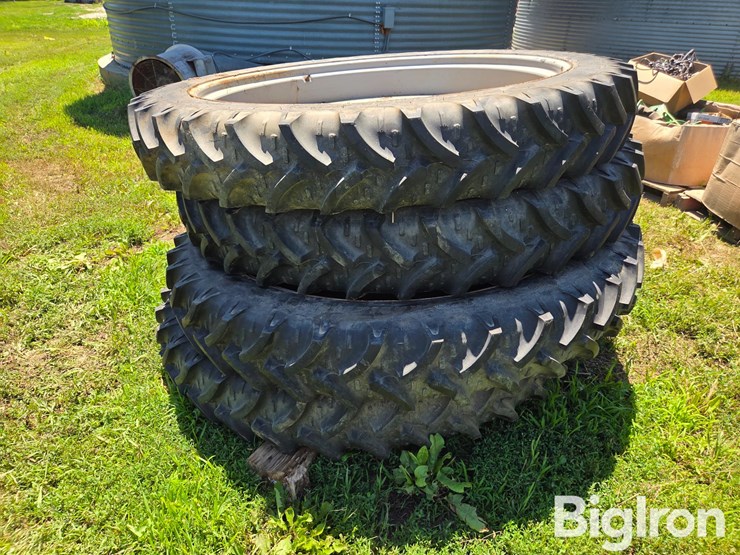 kleber-230/95r48-tires-&-rims-image-7