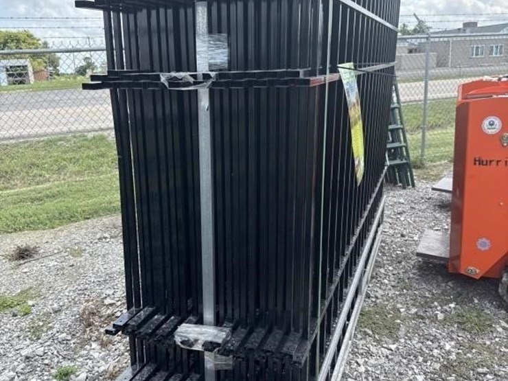 hurricane-10'-rod-iron-fence-image-2