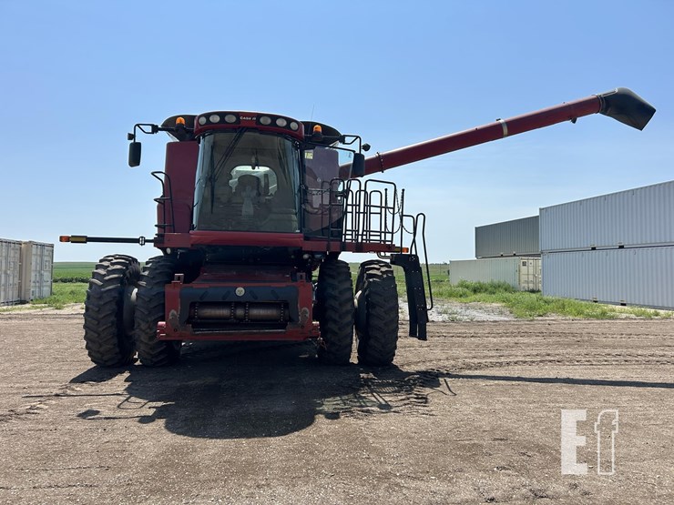 2007-case-ih-7010-image-91