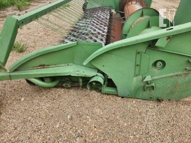 john-deere-212-image-6