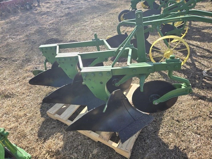 john-deere-416-image-1
