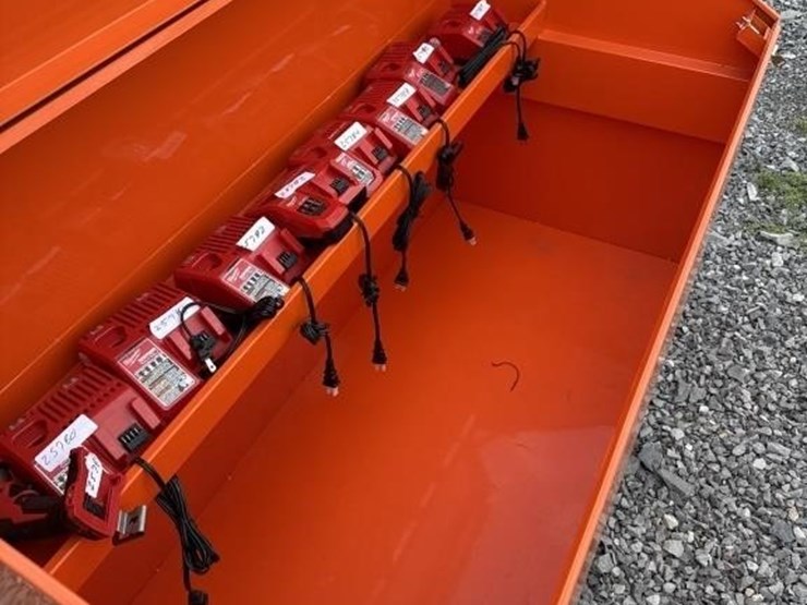 hurricane-job-box-image-3