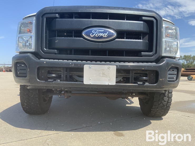 2012-ford-f250-xl-image-9