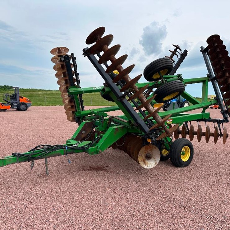 JOHN DEERE 630
