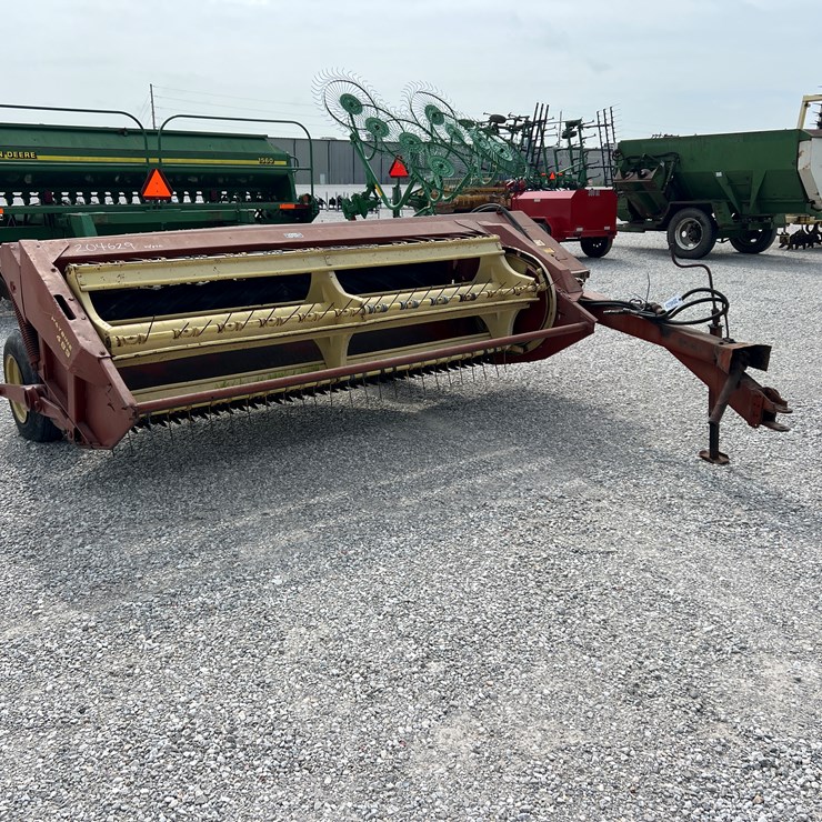 NEW HOLLAND 489