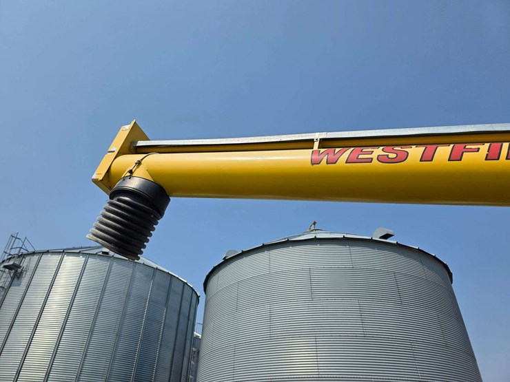 westfield-10x41-image-12