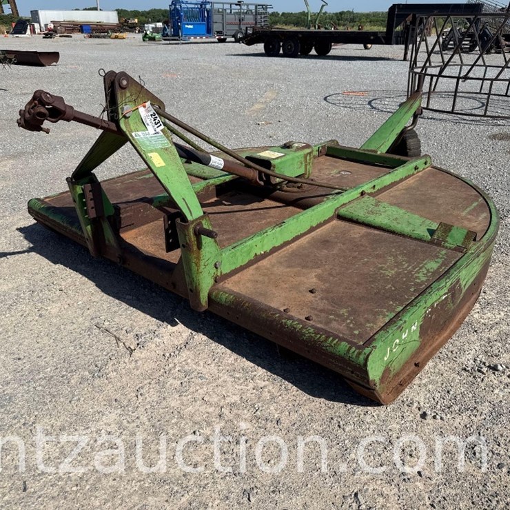 JOHN DEERE 709