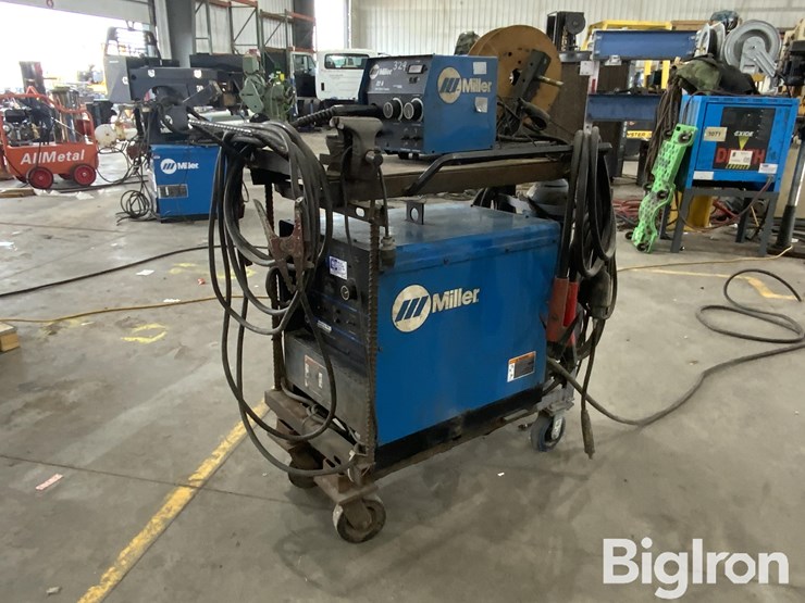 miller-shopmaster-300-welder-w/22a-wire-feeder-image-1