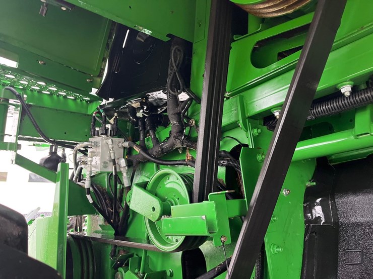2011-john-deere-9770-sts-image-11