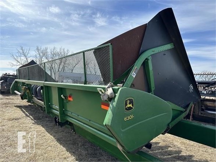 2005-john-deere-630r-image-2