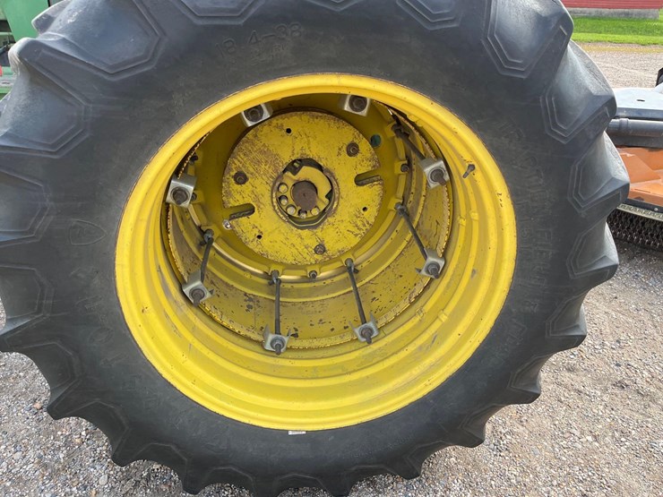1981-john-deere-4240-image-13