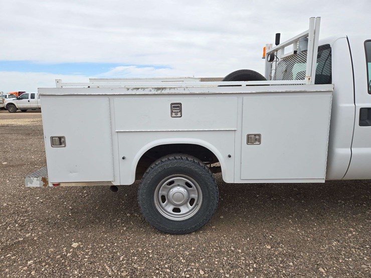 2011-ford-f350-sd-image-10