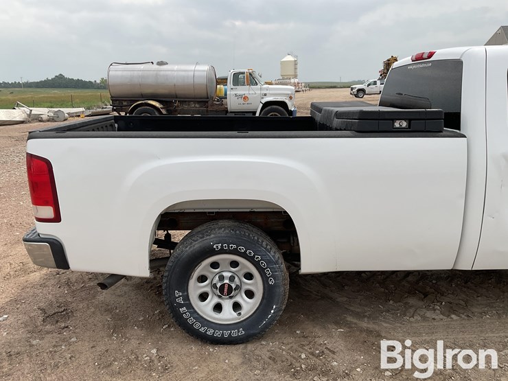 2009-gmc-sierra-1500-image-17