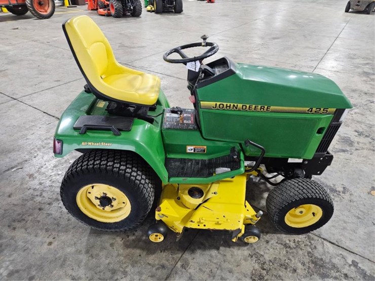 john-deere-425-image-6