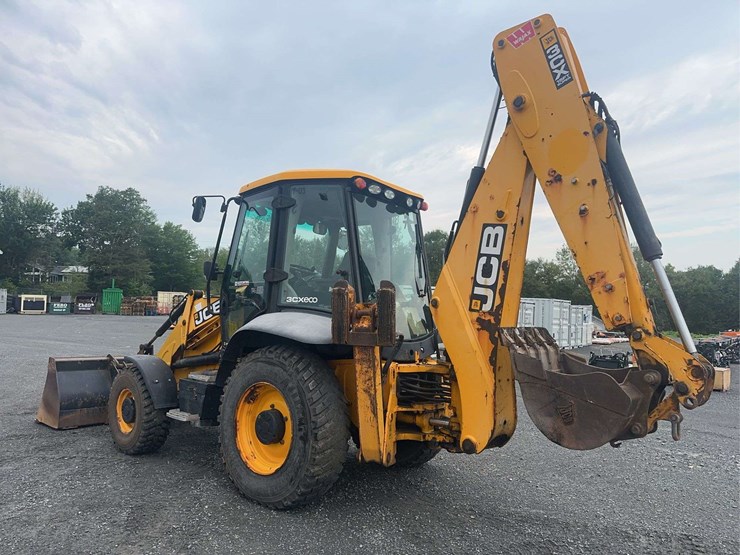 2015-jcb-3cx-image-4