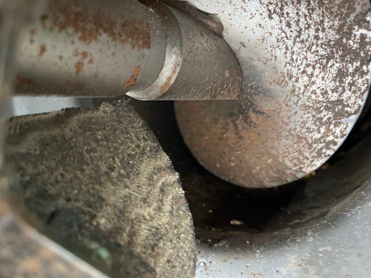 2011-john-deere-9770-sts-image-47