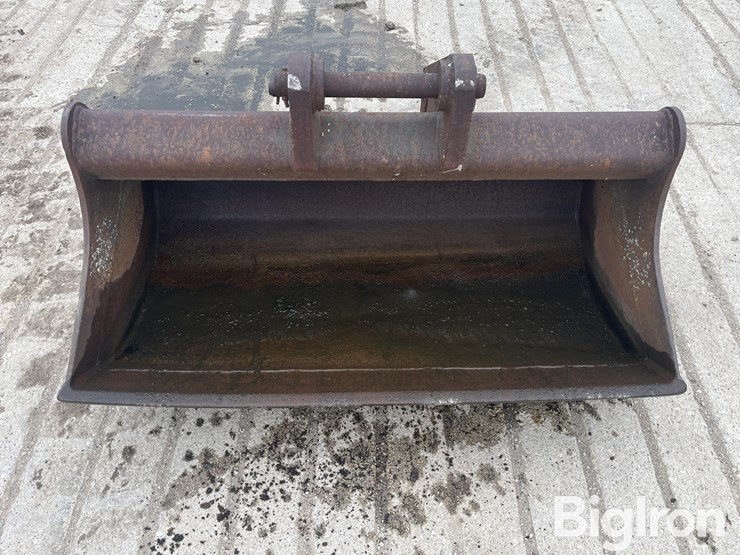 john-deere-310-image-2